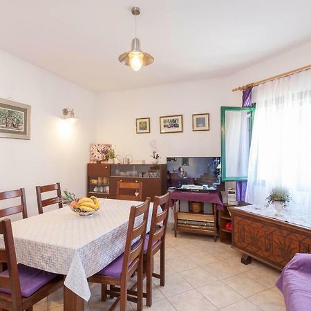 Holiday Home Lavanda Grubisic Tučepi Eksteriør billede