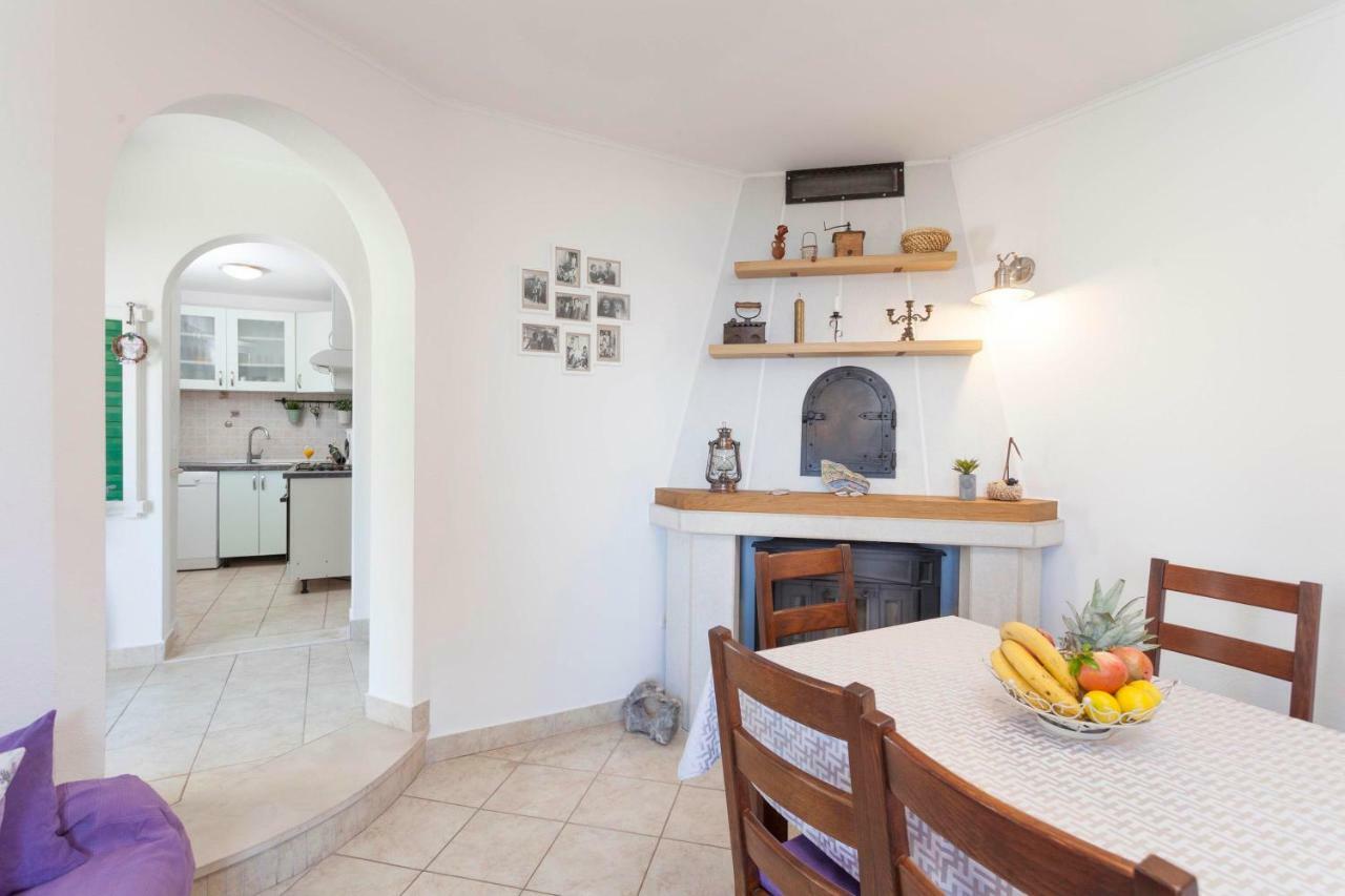 Holiday Home Lavanda Grubisic Tučepi Eksteriør billede