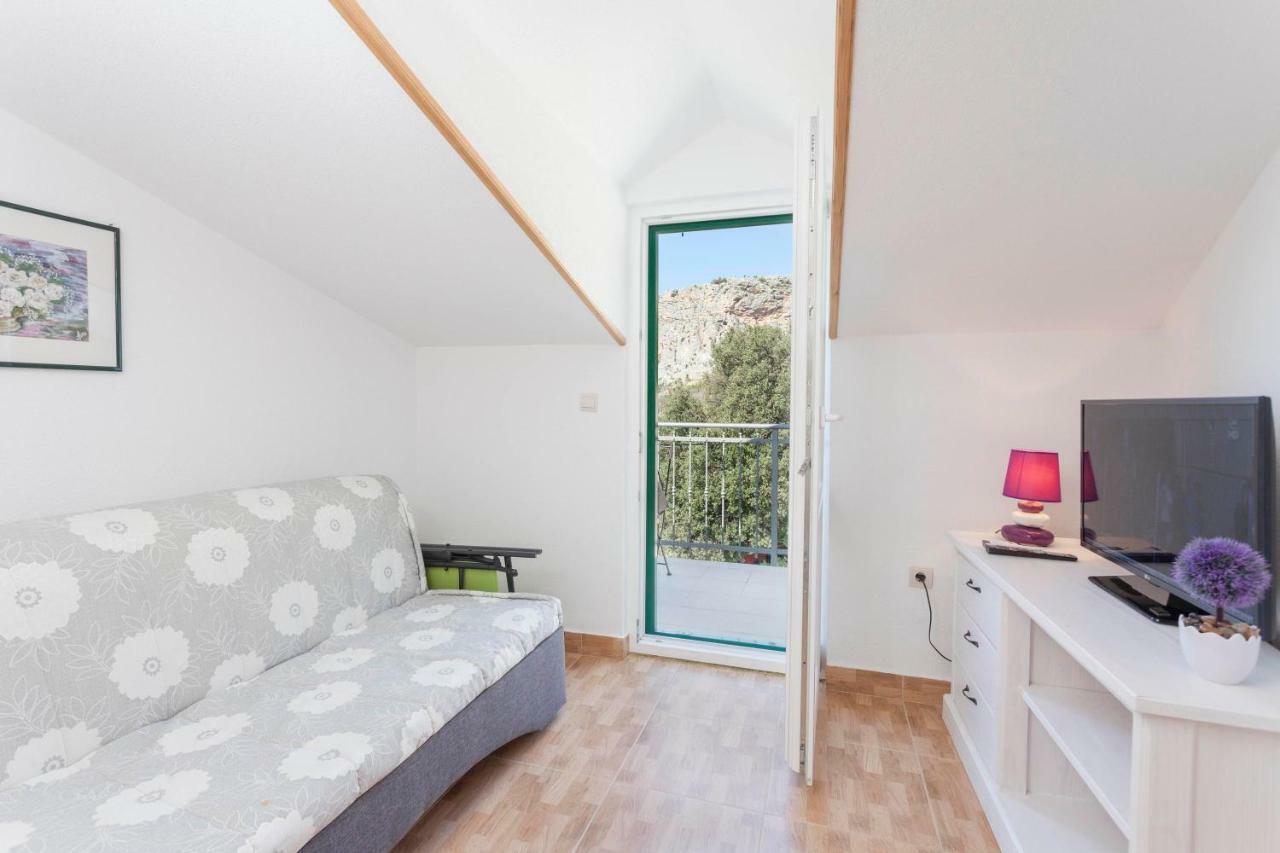 Holiday Home Lavanda Grubisic Tučepi Eksteriør billede