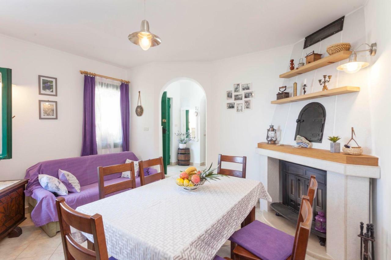 Holiday Home Lavanda Grubisic Tučepi Eksteriør billede